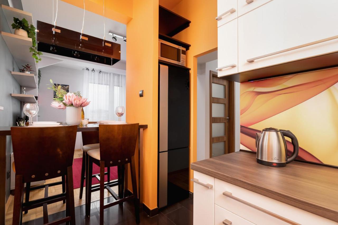 Lagiewniki Sanctuary One Bedroom Apartment By Renters Krakow Ngoại thất bức ảnh